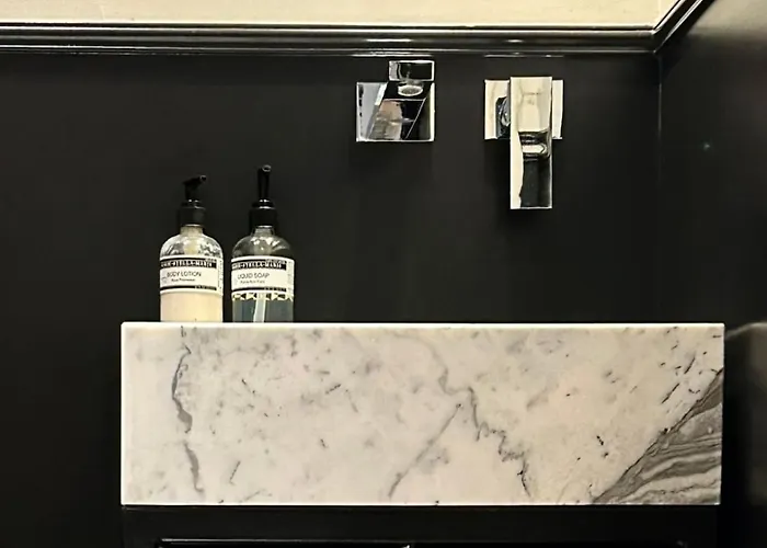 The Design With Canal-view *